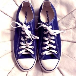 chuck taylor 70 all black